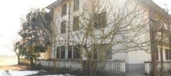 Здание с 3 спальнями в Лунгавилла, Италия № 192365 17