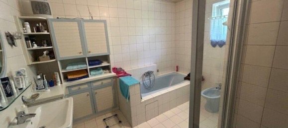 Дом с 7 комнатами в Клоштернойбург, Австрия № 169214 3