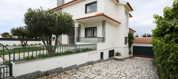 6 bedrooms Villa in Cascais, Portugal No. 176179 2