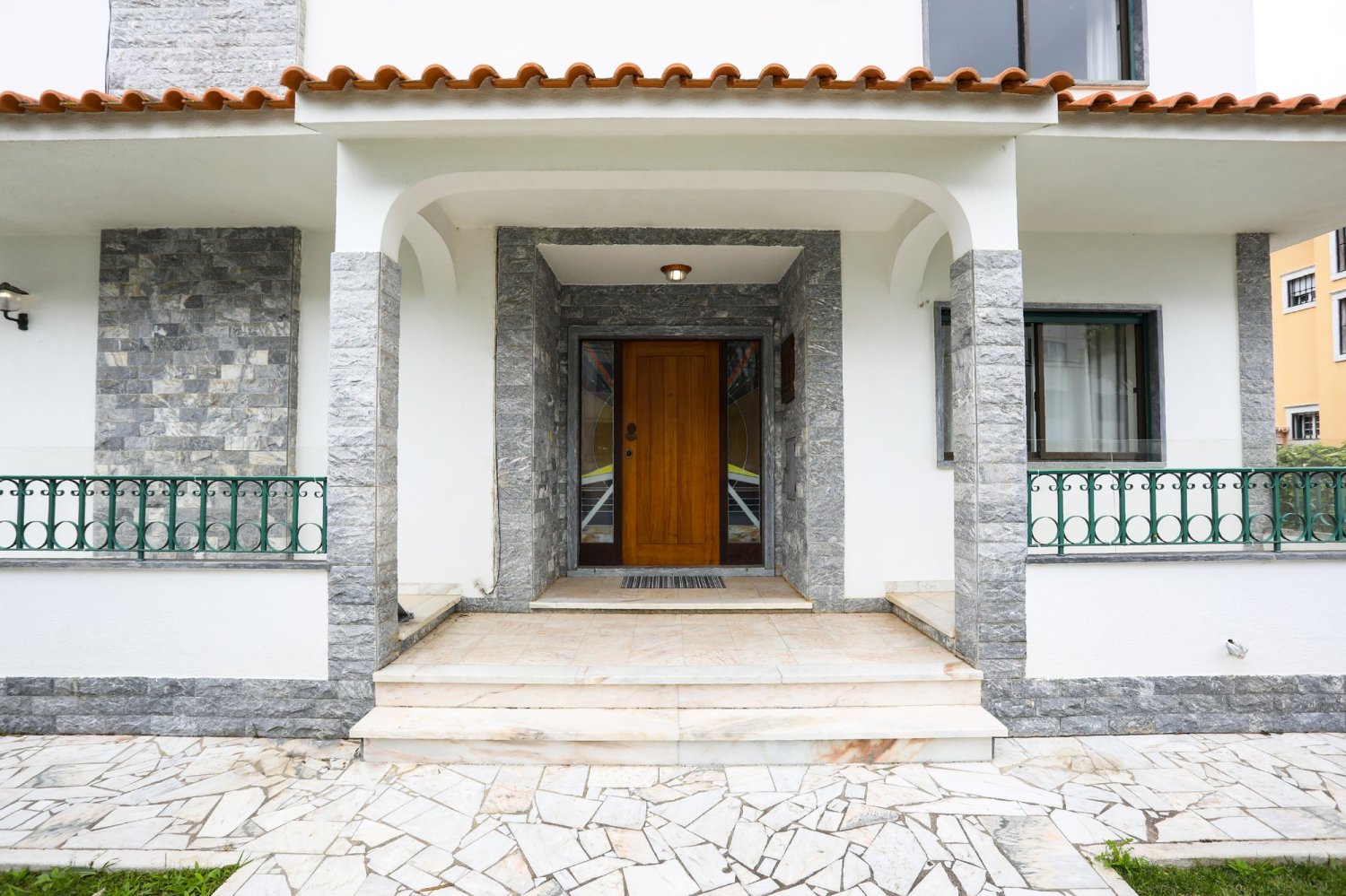 6 bedrooms Villa in Cascais, Portugal No. 176179