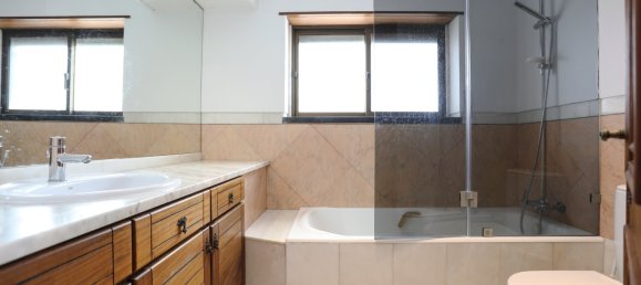 6 bedrooms Villa in Cascais, Portugal No. 176179 37