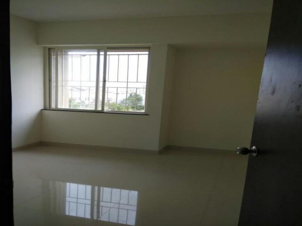 2 bedrooms House in Pune, India No. 45183