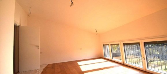 Пентхаус с 4 комнатами в Равенна, Италия № 120753 11