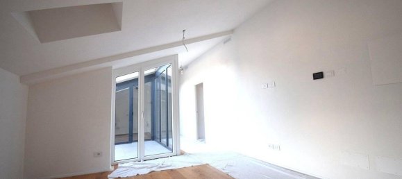 Пентхаус с 4 комнатами в Равенна, Италия № 120753 5