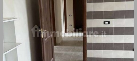 4 bedrooms Apartment in Sant'Antimo, Italy No. 328954 8