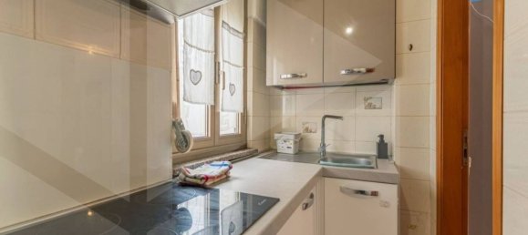 3-salle Appartement à Milan, Italy No. 241658 22