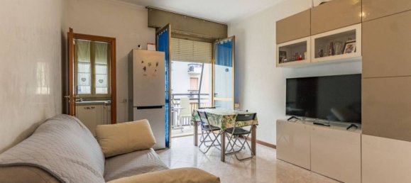 3-salle Appartement à Milan, Italy No. 241658 17