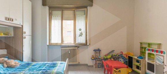 3-salle Appartement à Milan, Italy No. 241658 34
