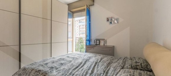 3-salle Appartement à Milan, Italy No. 241658 26