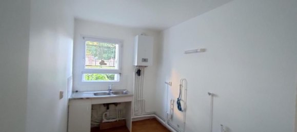 2 bedrooms Apartment in Beauvais, France No. 232304 3