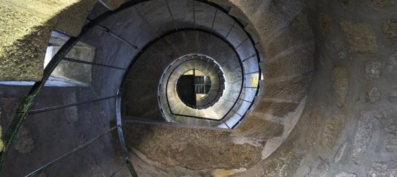 7 bedrooms House in Vila Nova de Gaia, Portugal No. 50999 6