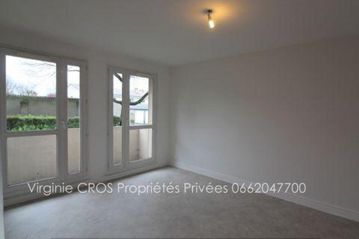 Studio in Toulouse, France, Nr. 24458