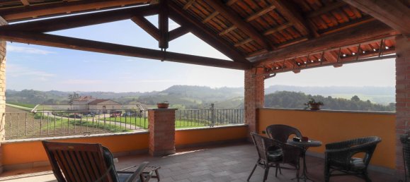 3 bedrooms Villa in Monforte d'Alba, Italy No. 63602 21