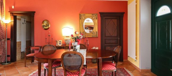 3 bedrooms Villa in Monforte d'Alba, Italy No. 63602 3