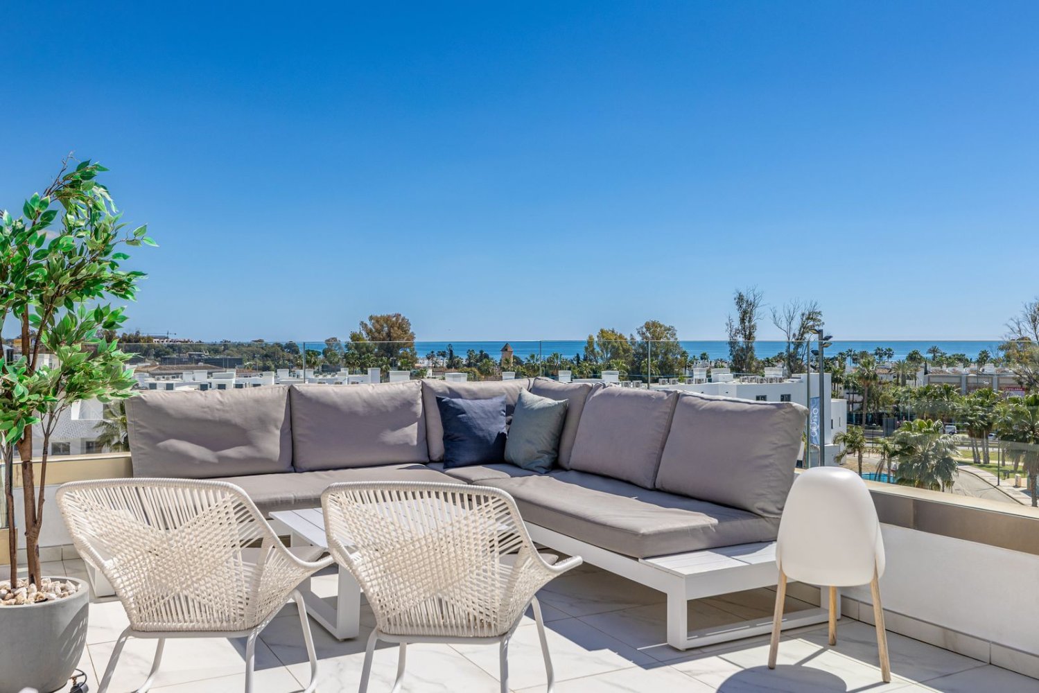 2 غرف نوم بانتهاوس في Estepona, Spain رقم 147178