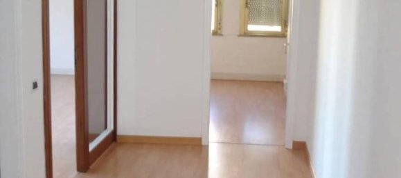Apartamento de 4 habitaciónes en Pordenone, Italy No. 35248 4