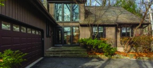 5 bedrooms House in Burlington, Canada No. 462 2