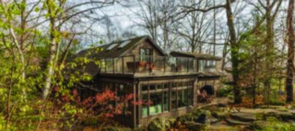 5 bedrooms House in Burlington, Canada No. 462 4