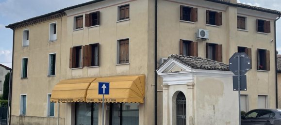 4 rooms Apartment in Castelcucco, Italy No. 230847 15