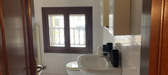 4 rooms Apartment in Castelcucco, Italy No. 230847 19