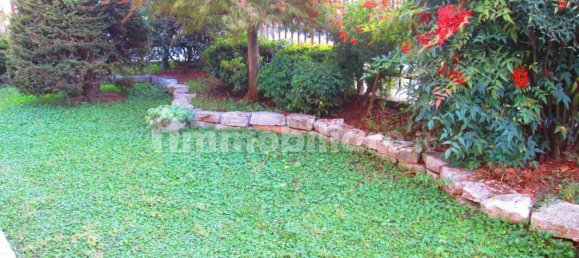 Apartamento de 2 dormitorios en Paullo, Italy No. 360407 43