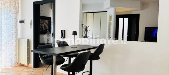 Apartamento de 2 dormitorios en Paullo, Italy No. 360407 24