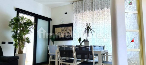 Apartamento de 2 dormitorios en Paullo, Italy No. 360407 6