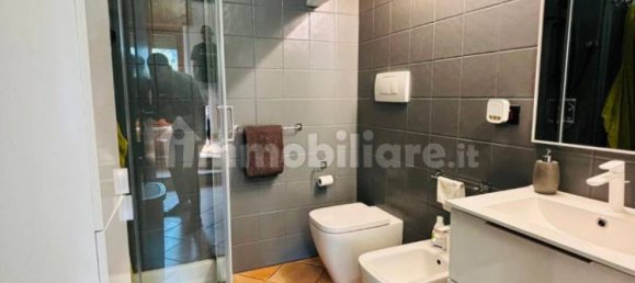 Apartamento de 2 dormitorios en Paullo, Italy No. 360407 25