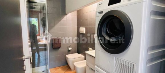 Apartamento de 2 dormitorios en Paullo, Italy No. 360407 29