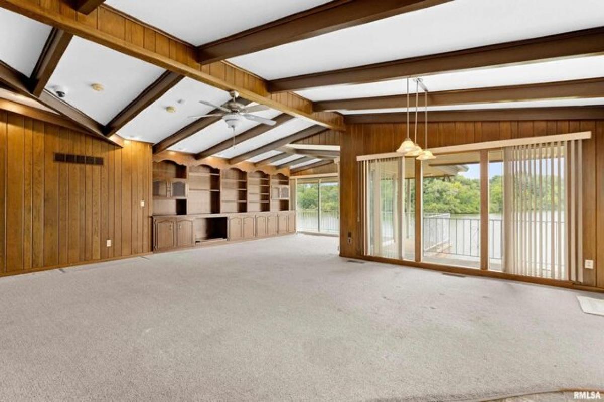 7 bedrooms House in Pekin, USA No. 387580