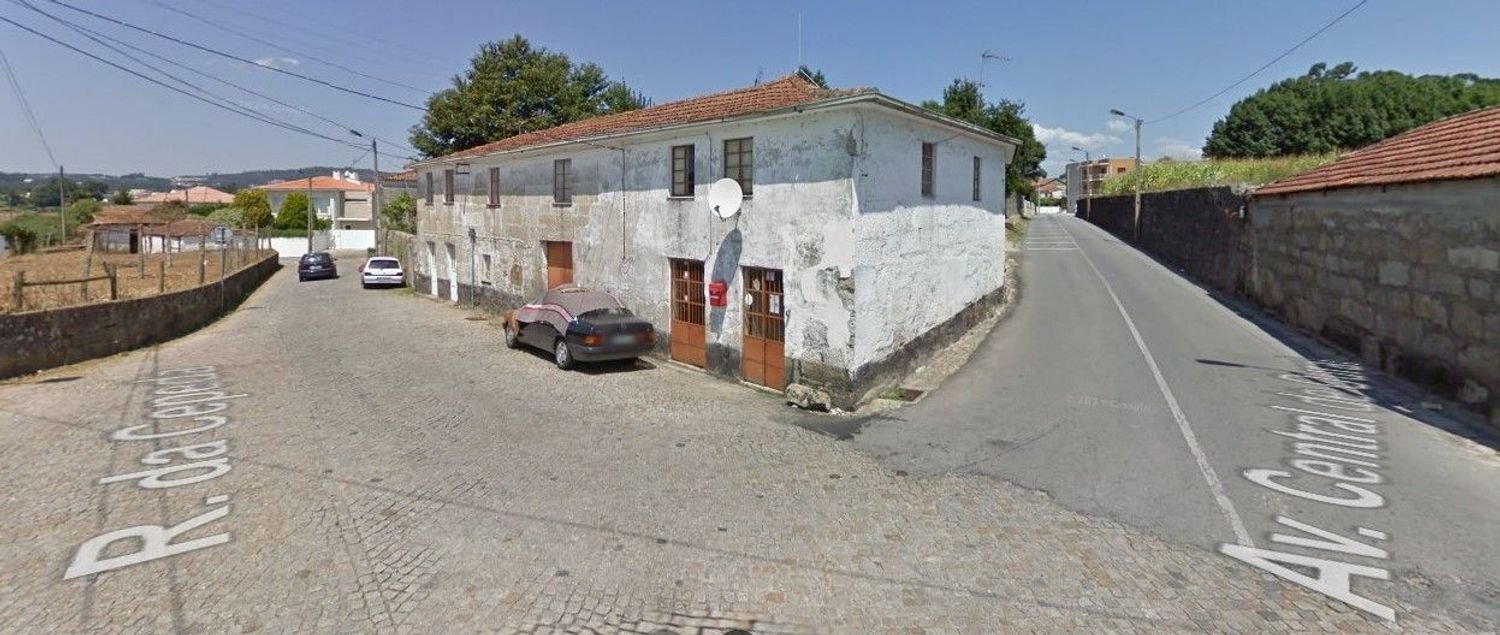 10 bedrooms House in Paredes, Portugal No. 281275