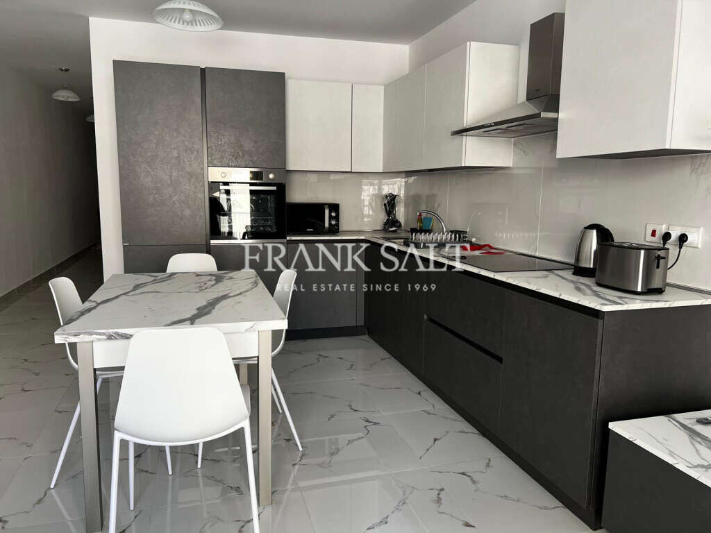 Apartamento de 2 dormitorios en Santa Venera, Malta No. 10541