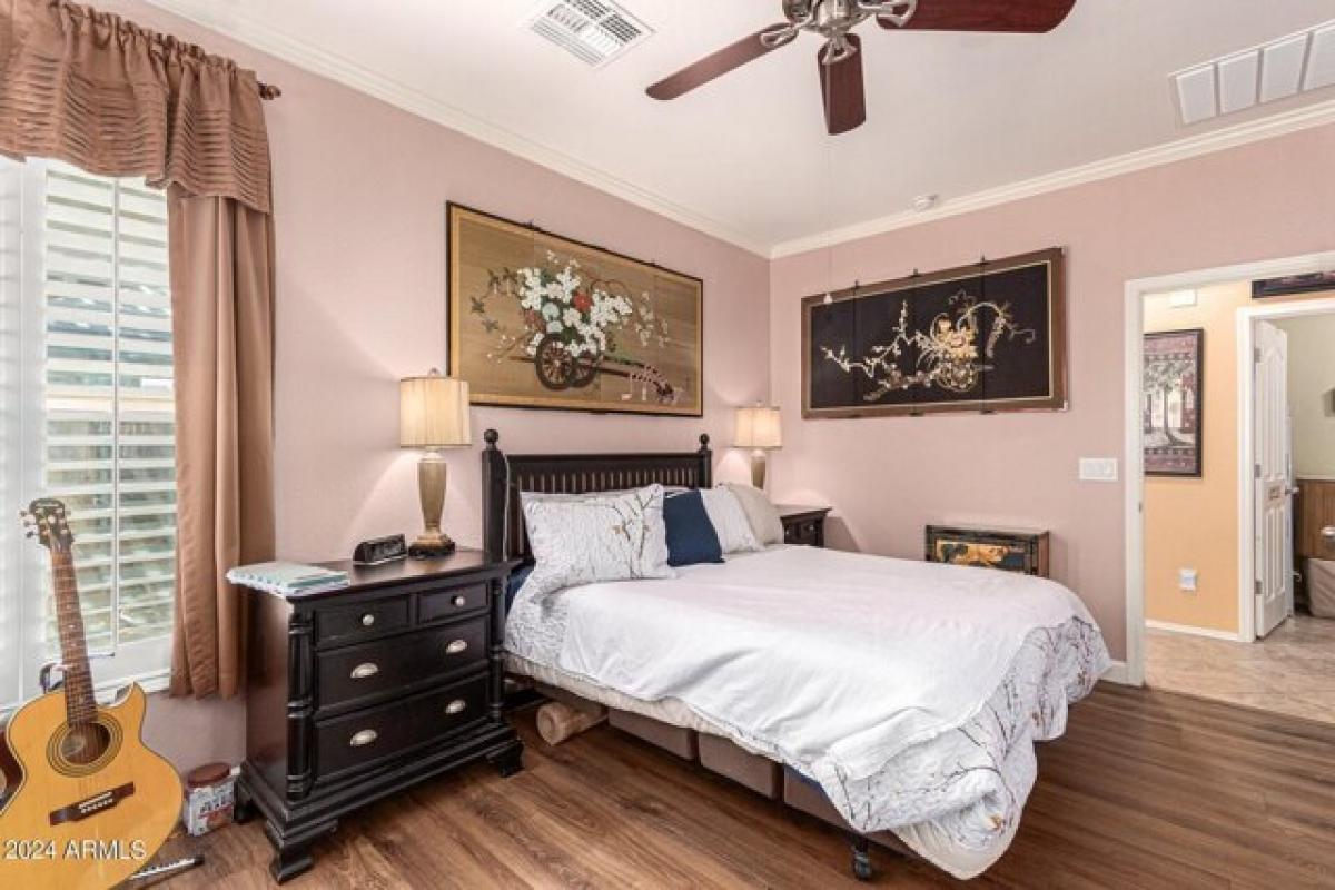 2 bedrooms House in Glendale, USA No. 219260