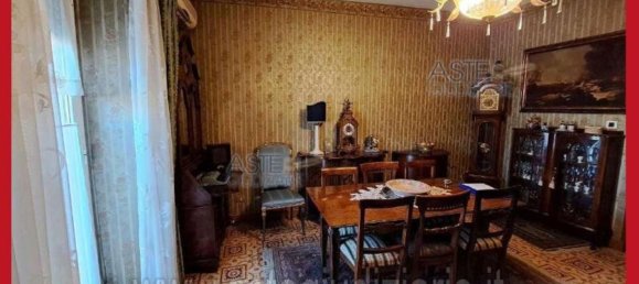 5 bedrooms Apartment in Rome, Italy No. 330796 9