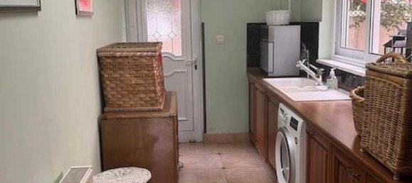 6 Schlafzimmer Gewerbliche Immobilie in Mesa Geitonia, Cyprus, Nr. 20151 8