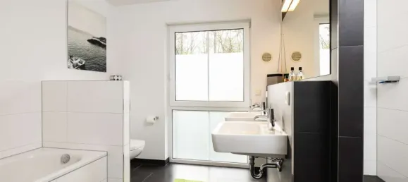 3 bedrooms Townhouse in Dusseldorf, Germany No. 235677 9