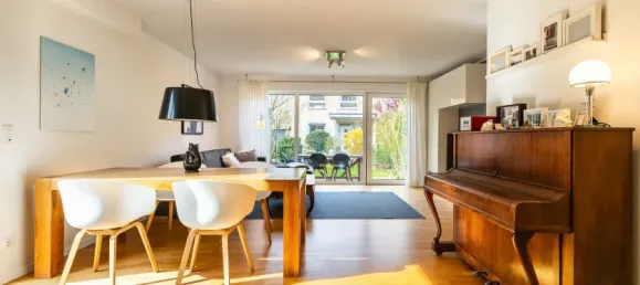 3 bedrooms Townhouse in Dusseldorf, Germany No. 235677 5