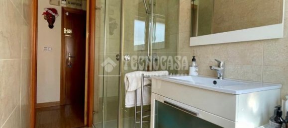 2 rooms Apartment in Madrid, Spain No. 143543 9