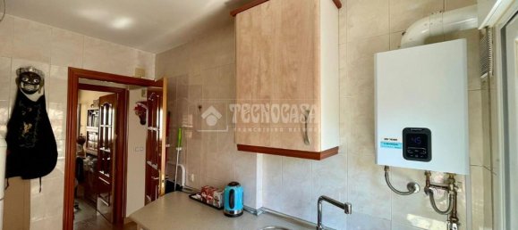 2 rooms Apartment in Madrid, Spain No. 143543 3