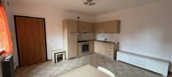 2غرفة شقة في Palazzolo sull'Oglio, Italy رقم 311831 2