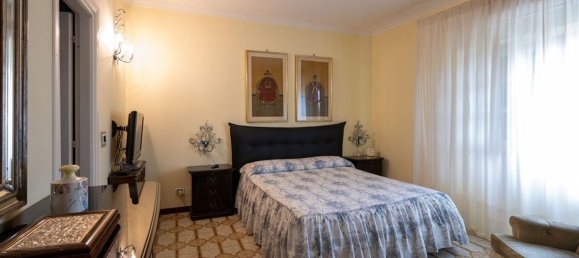 Вилла с 26 комнатами в Галликано нель Лацио, Италия № 16623 40