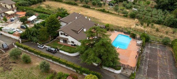 Вилла с 26 комнатами в Галликано нель Лацио, Италия № 16623 49