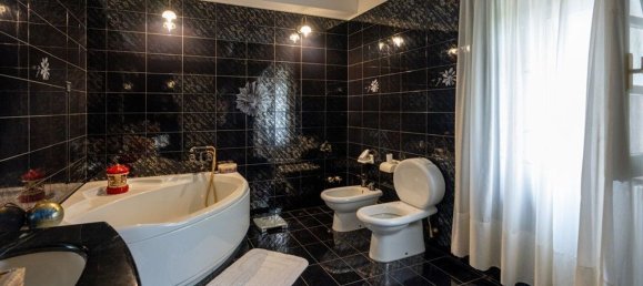 Вилла с 26 комнатами в Галликано нель Лацио, Италия № 16623 38