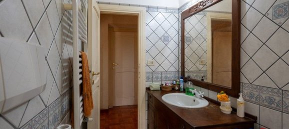 Вилла с 26 комнатами в Галликано нель Лацио, Италия № 16623 45