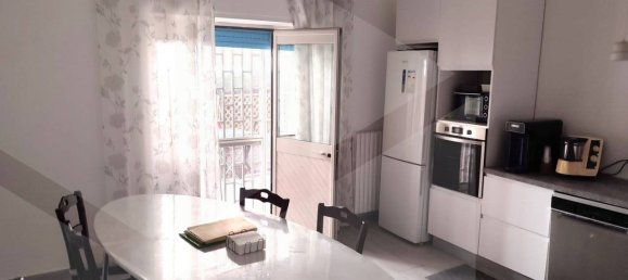 Квартира с 2 комнатами в Бари, Италия № 33847 9