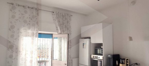 Квартира с 2 комнатами в Бари, Италия № 33847 6