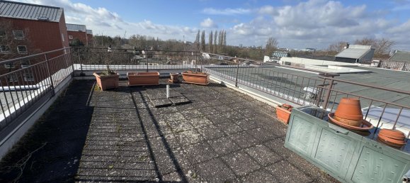 Duplex T1 em Dusseldorf, Germany N.º 10596 2