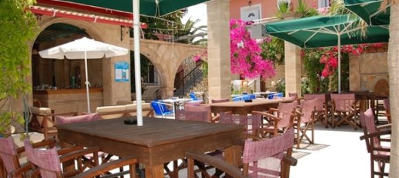 hotel en venta en Zakynthos, Ionian Islands, Peloponnese, Western Greece and the Ionian, Greece № 90213 3