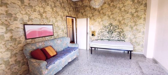 2 bedrooms Apartment in Montevarchi, Italy No. 266341 6