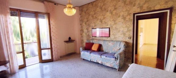 2 bedrooms Apartment in Montevarchi, Italy No. 266341 20